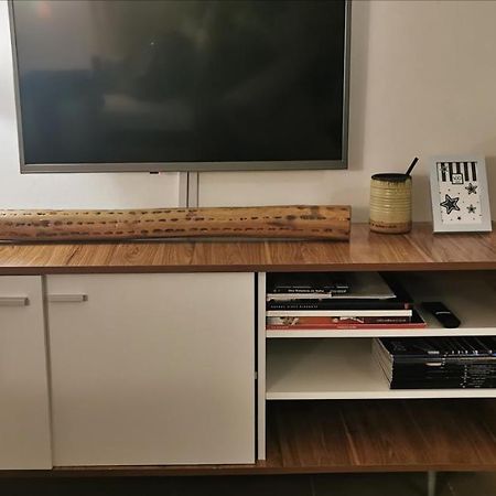 Appartamento 2 Ambientes En Almagro En Av Corrientes Para 2 Personas Buenos Aires Esterno foto