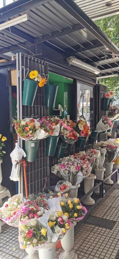 Appartamento 2 Ambientes En Almagro En Av Corrientes Para 2 Personas Buenos Aires Esterno foto